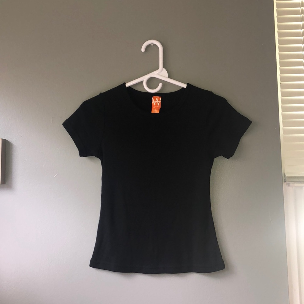 Women’s Black tee